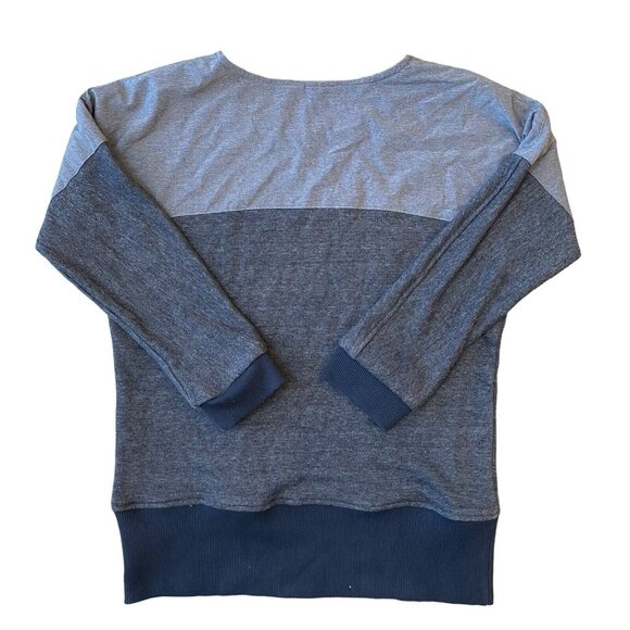 Tilley Explore Collection Sweater Top Womens Small 3/4 Length Sleeve Blue Gray - Picture 2 of 4